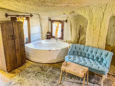 Heritage Cave Suites - 98
