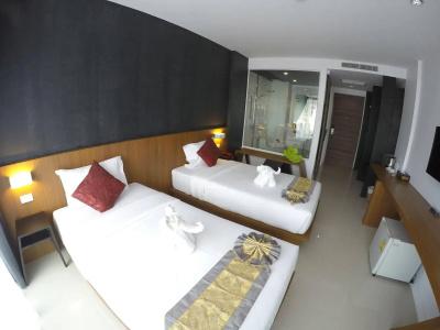 Phoenix Grand - 4