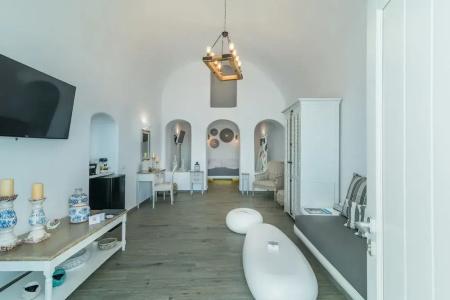 Angel Luxury Suites - 128
