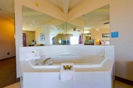 Siletz Bay Beachfront By Oyo - 200