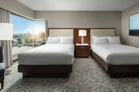 Hilton Boston Logan Airport - 63
