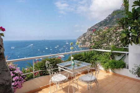 Eden Roc Suites - 112
