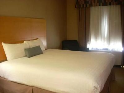 Marco LaGuardia & Suites - 70