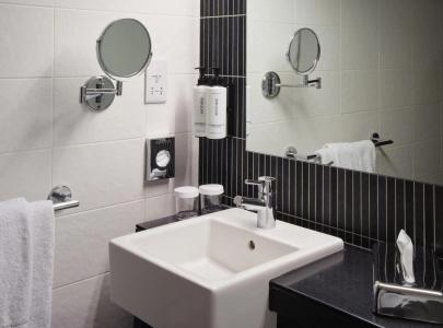 Crowne Plaza Birmingham City, An Ihg - 8