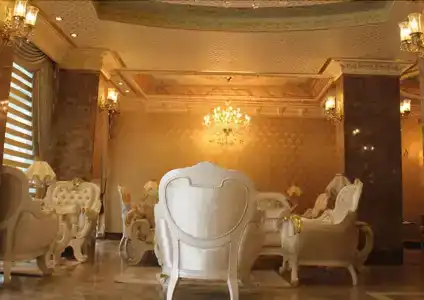 Royal - 8