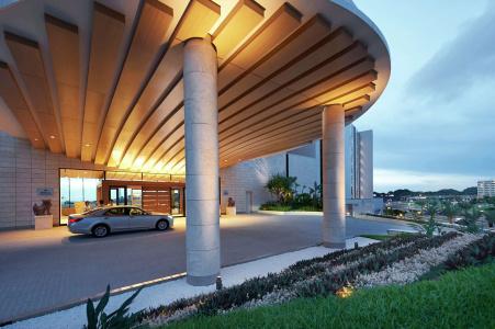 Hilton Okinawa Chatan Resort - 32