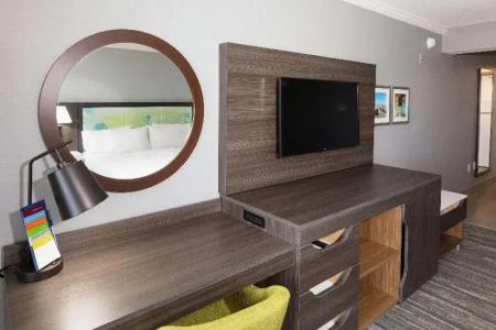 Hampton Inn - 42