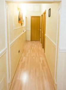 Funny Palace Hostel - 9