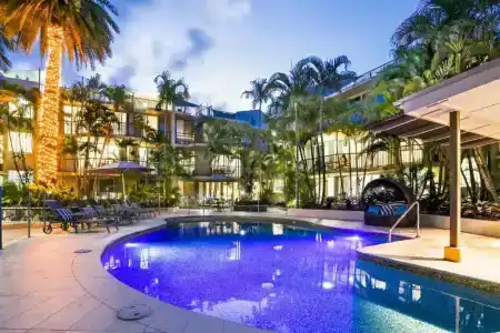 Noosa Tropicana - 180
