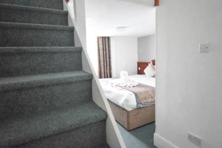 Pembridge Palace - 81