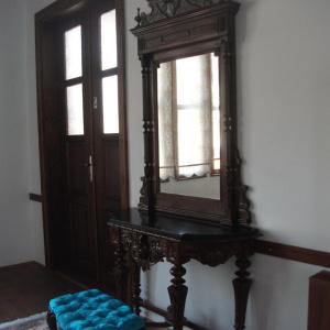 Lal Bursa - 20