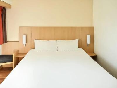 ibis Avignon Centre Gare - 81