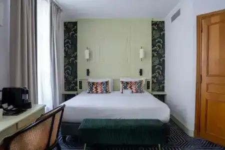 Hôtel De Fleurie - 19