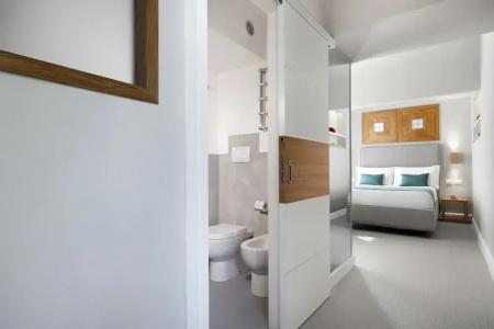 La Piazzetta Guest House - 42
