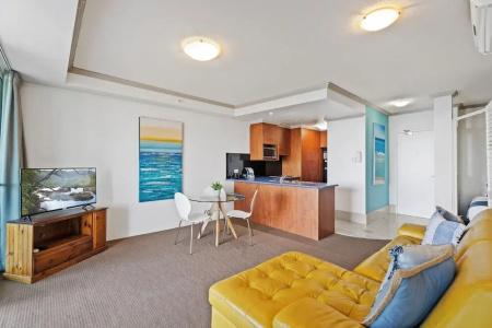 Crystal Bay On The Broadwater - 335
