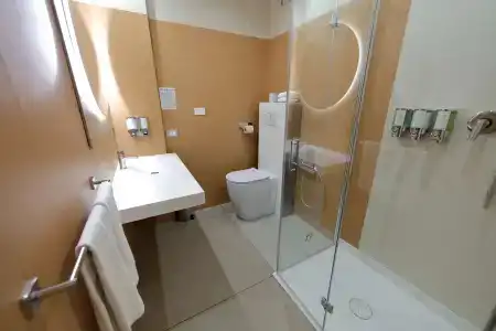 Hampton by Hilton Rome North - 9