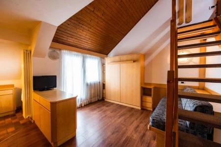 Residence Contrin - 24
