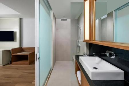 Fairfield by Marriott Bali Kuta Sunset Road - 57