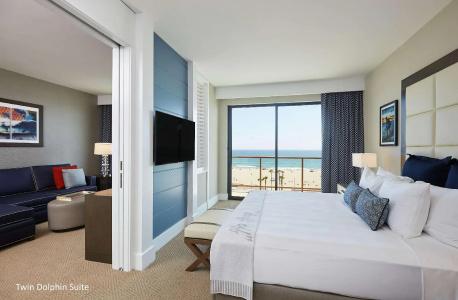 The Waterfront Beach Resort, A Hilton - 179