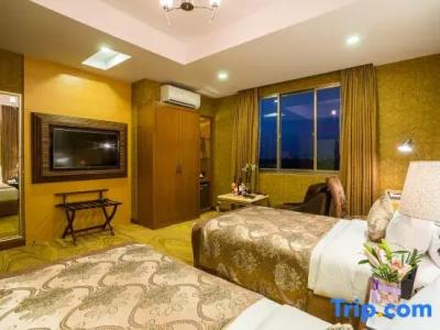 Best Western Chinatown - 115