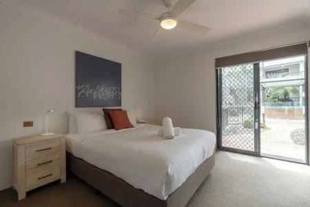 Outrigger Bay - 90