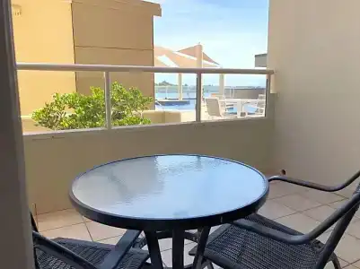 Rydges - 110