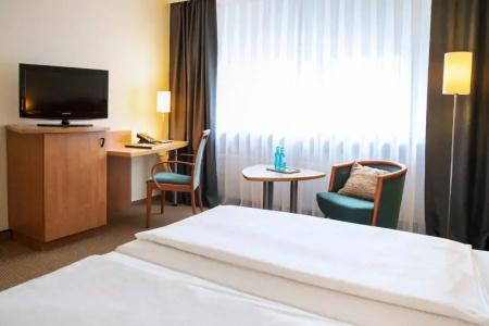 Michel Braunschweig (ehem. Mercure Atrium) - 55