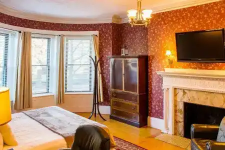 Beacon Inn 1087 - 9