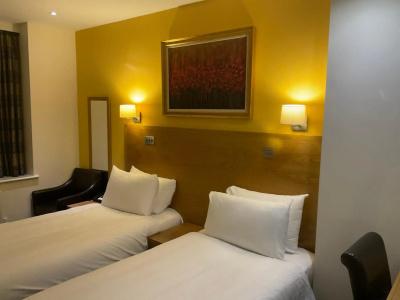 Regency Parkside - 1