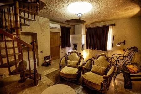 Oread Cave Suites - 261