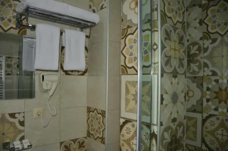 Vere Corner - 48