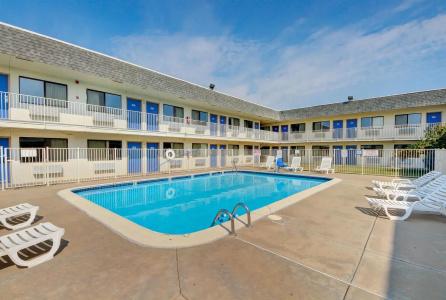 6-Wichita, KS - 16