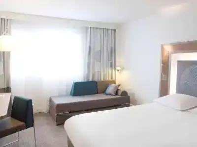 Novotel Bordeaux Lac - 3