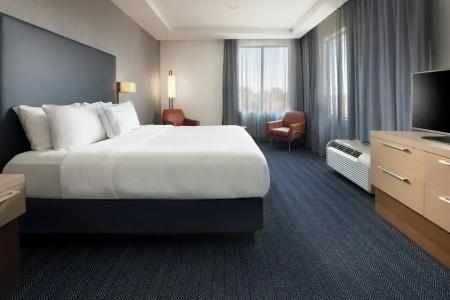 Courtyard by Marriott Downtown/University Area - 48