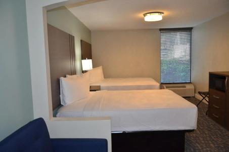 Opal & Suites - 3