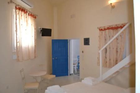 Livanios Studios - 82