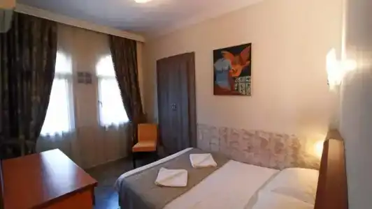 Ideal Pension - 18