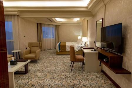 Ivory Inn - 57