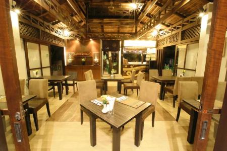 Niramaya Villa & Wellness - 10