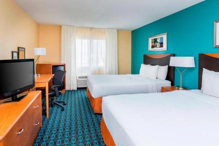 Fairfield Inn & Suites - 3