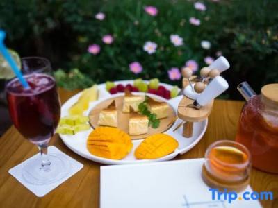 Ruiting Liuju Country House - 9