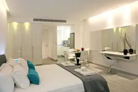 Corina Suites & - 9