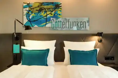 One Bonn-Beethoven - 38