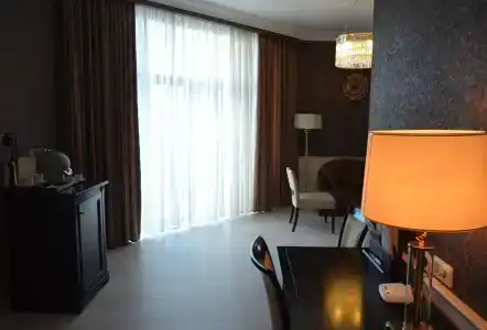 Royal Casino & - 4