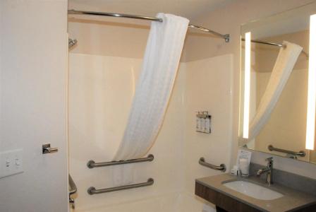 Candlewood Suites, an IHG - 9