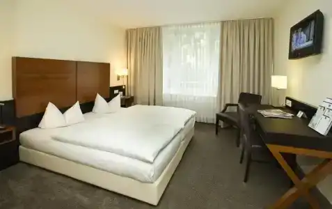 Best Western Plus Atrium - 45