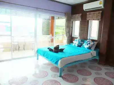 Baan Tonpai Koh Larn - 2