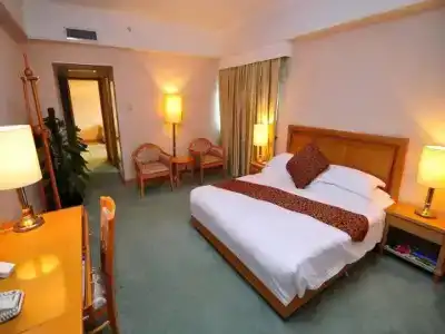 Kunming Wei Long - 54