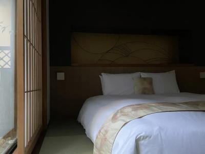 Ethnography - Gion Furumonzen - 39