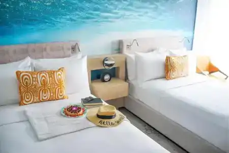 Waikiki Beachcomber by Outrigger - 51